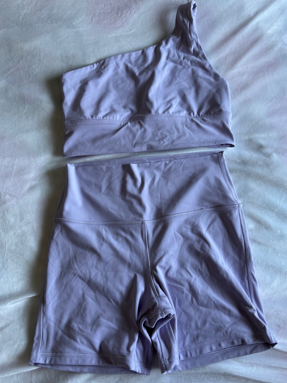 Women's Lululemon Active Crop Top & Bike Shorts Set - Lavender